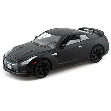 Машинка Motormax 1:24 2008 Nissan GTR